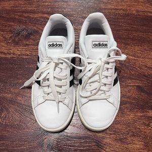 Adidas Women's Grand Court Cloudfoam Lifestyle Court Comfort Casual Sneakers